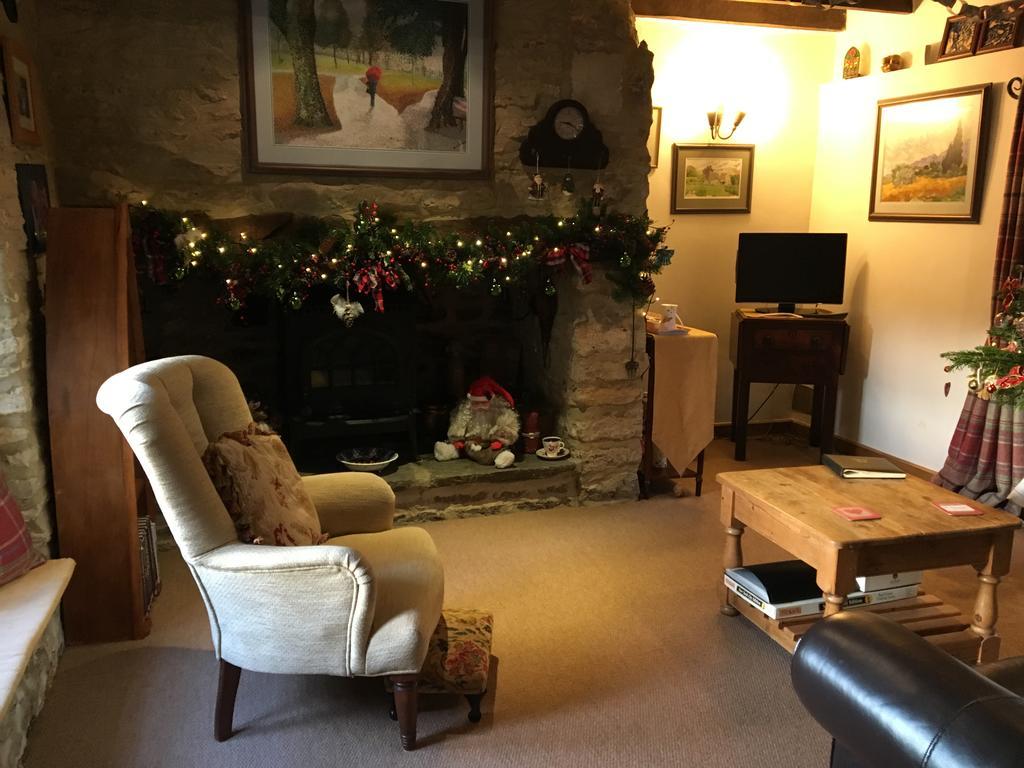 Thatch Cottage Lacock Esterno foto